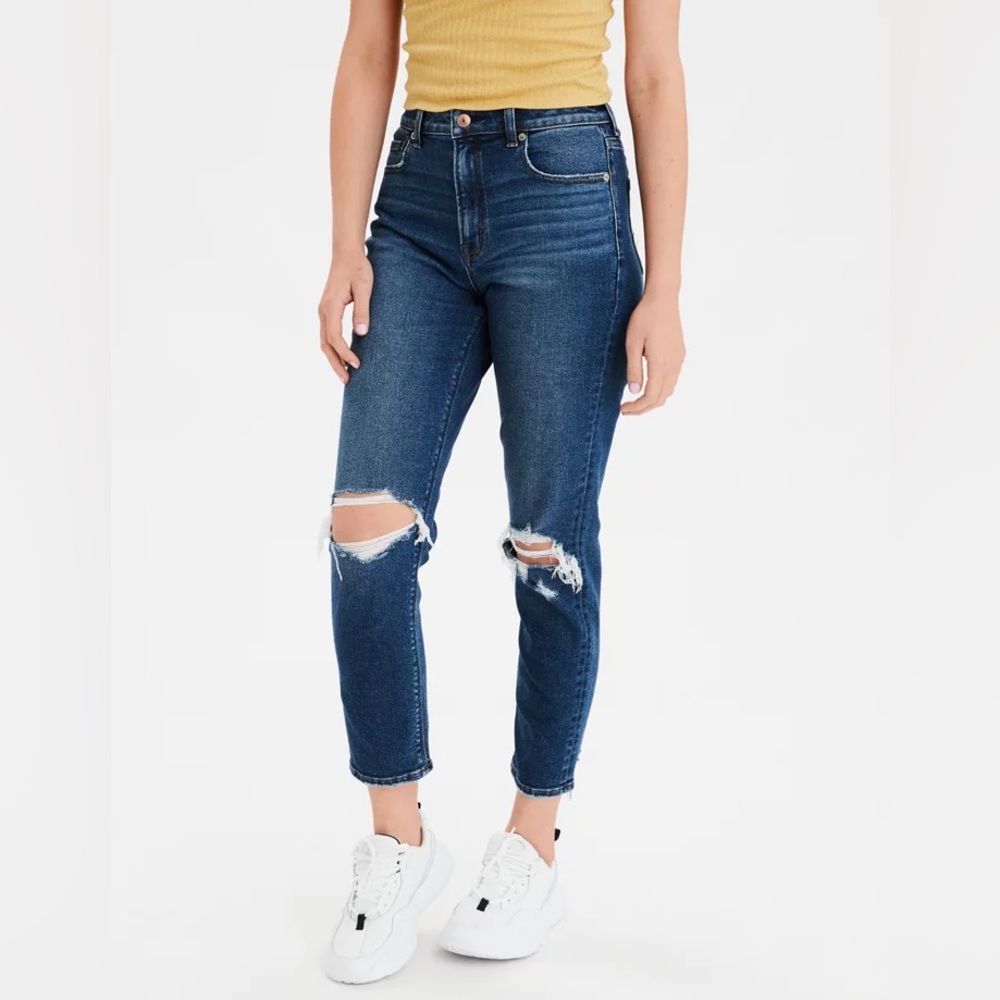 American Eagle Stretch Mom Jean in Easy Breezy Blue Distressed Frayed 8 Long
